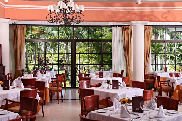 Restaurant - Grand Bahia Principe La Romana